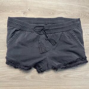 Loft Women's drawstring tassel Shorts